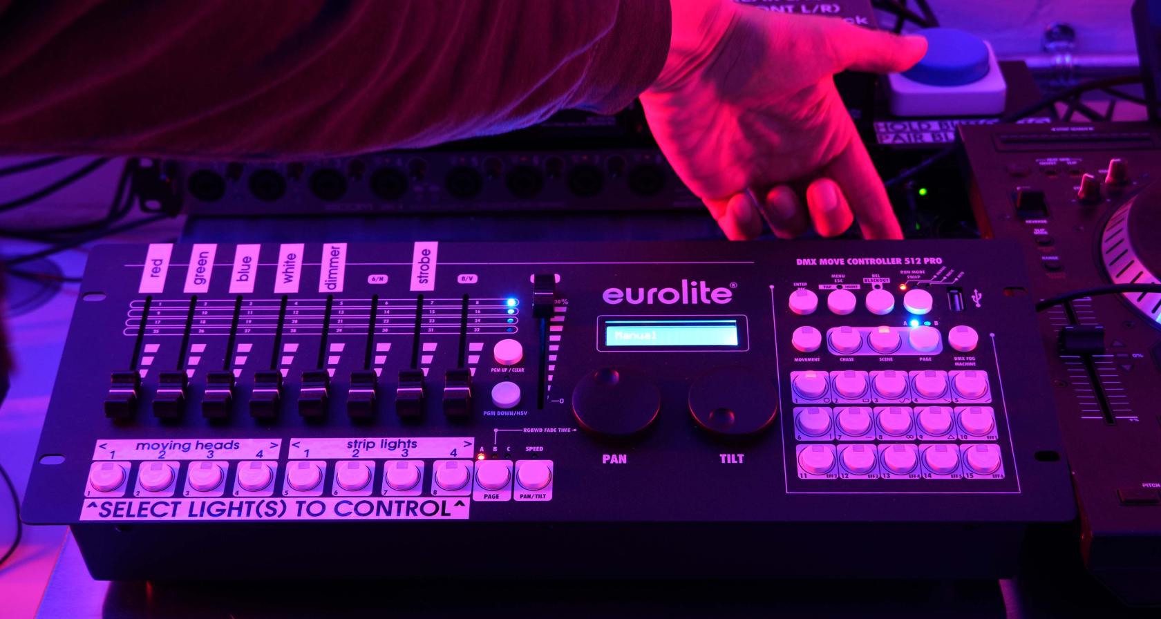 CCI-DarkLab-Eurolite-Desk-on-off.jpg